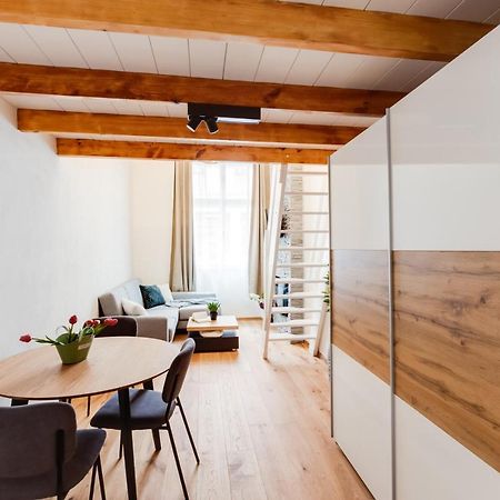 Dream Duplex On Riverside Praha Exteriér fotografie